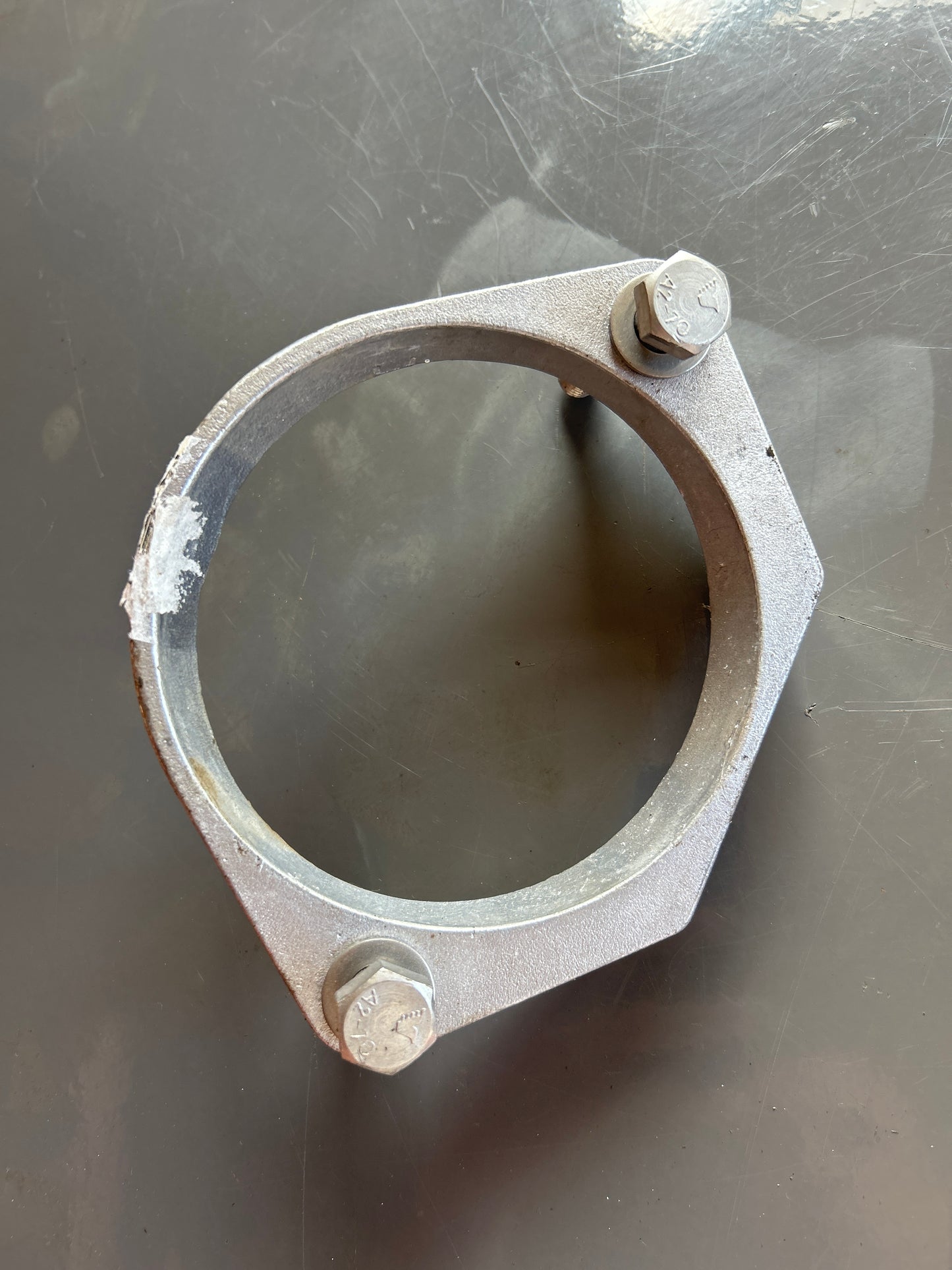 Vicon Spreader Spout Clamp