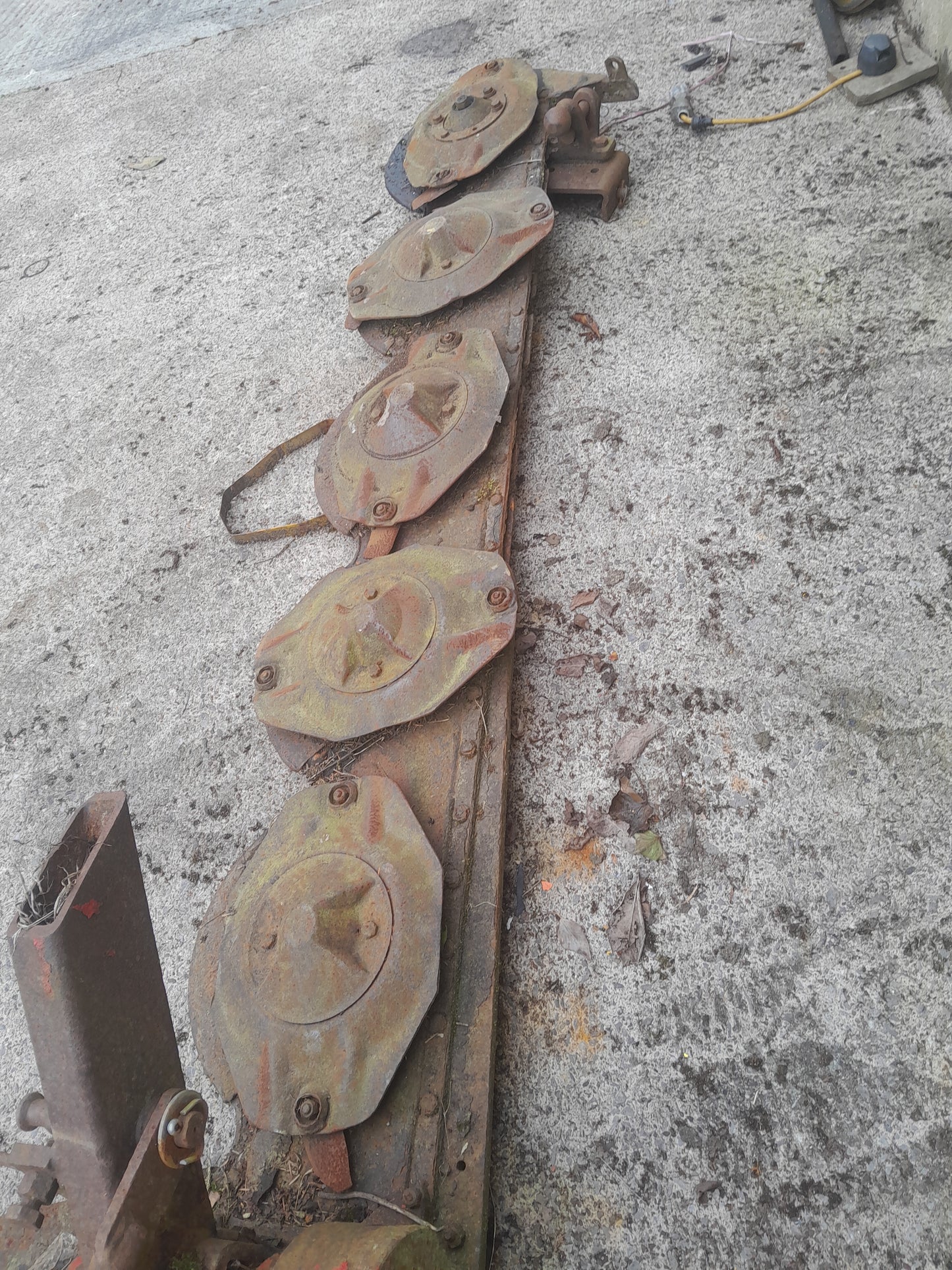 Mowers breaking for parts