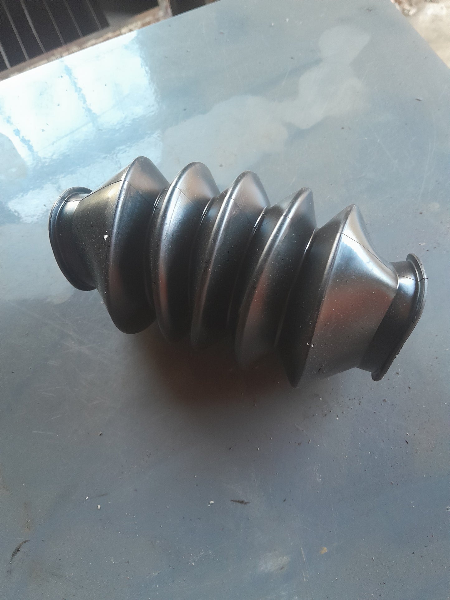 Trailer tow hitch bellows